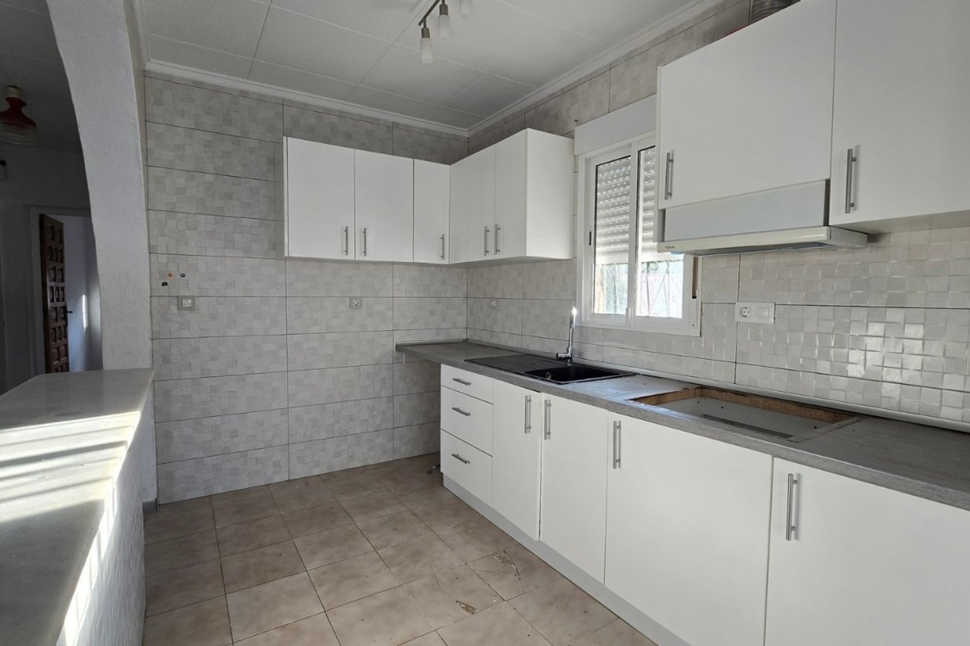 Resale - Villa -
Torrevieja - El Chaparral