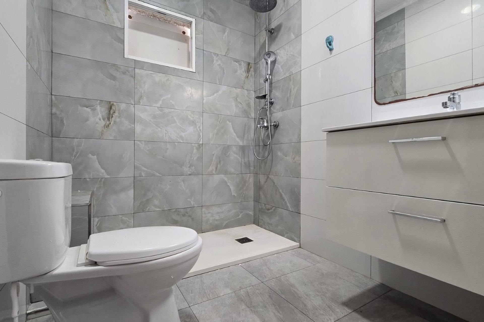 Resale - Villa -
Torrevieja - El Chaparral