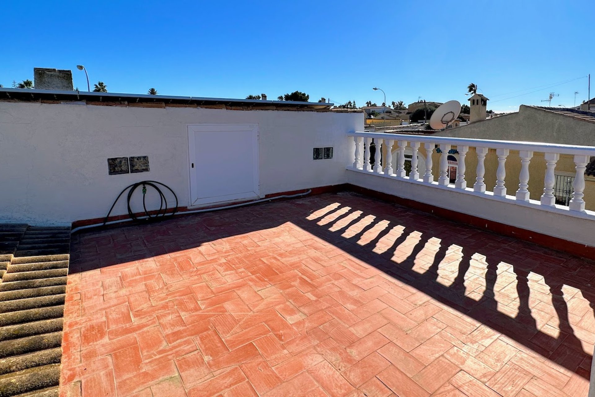 Resale - Villa -
Torrevieja - El Chaparral