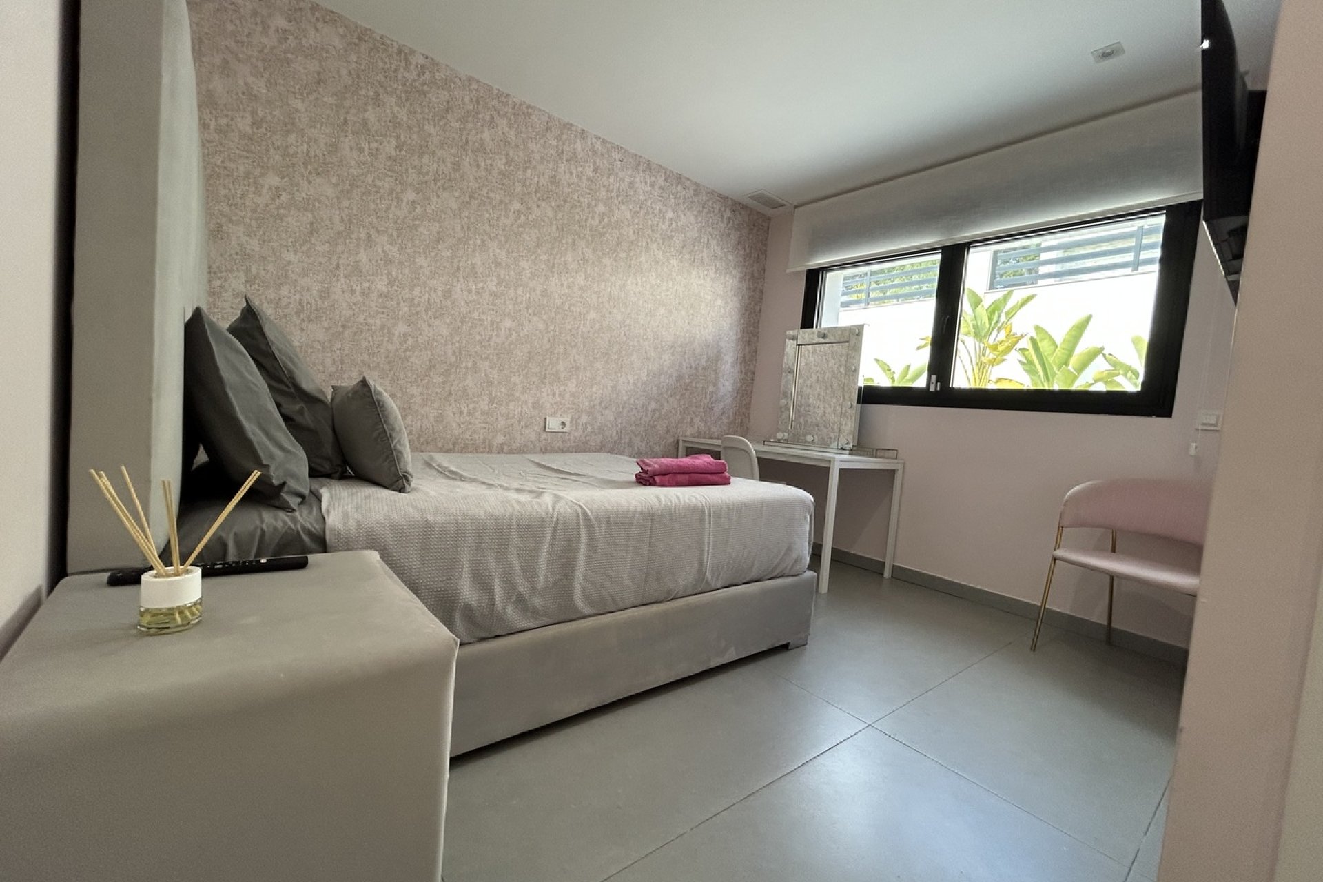 Resale - Villa -
Torrevieja - Los Balcones