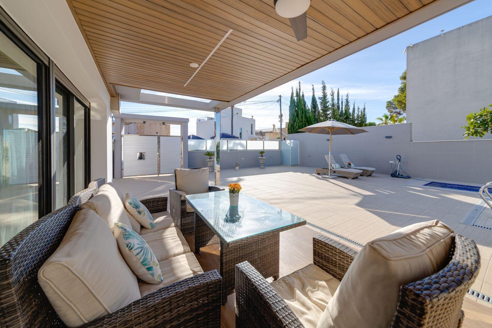 Resale - Villa -
Torrevieja - Los Balcones