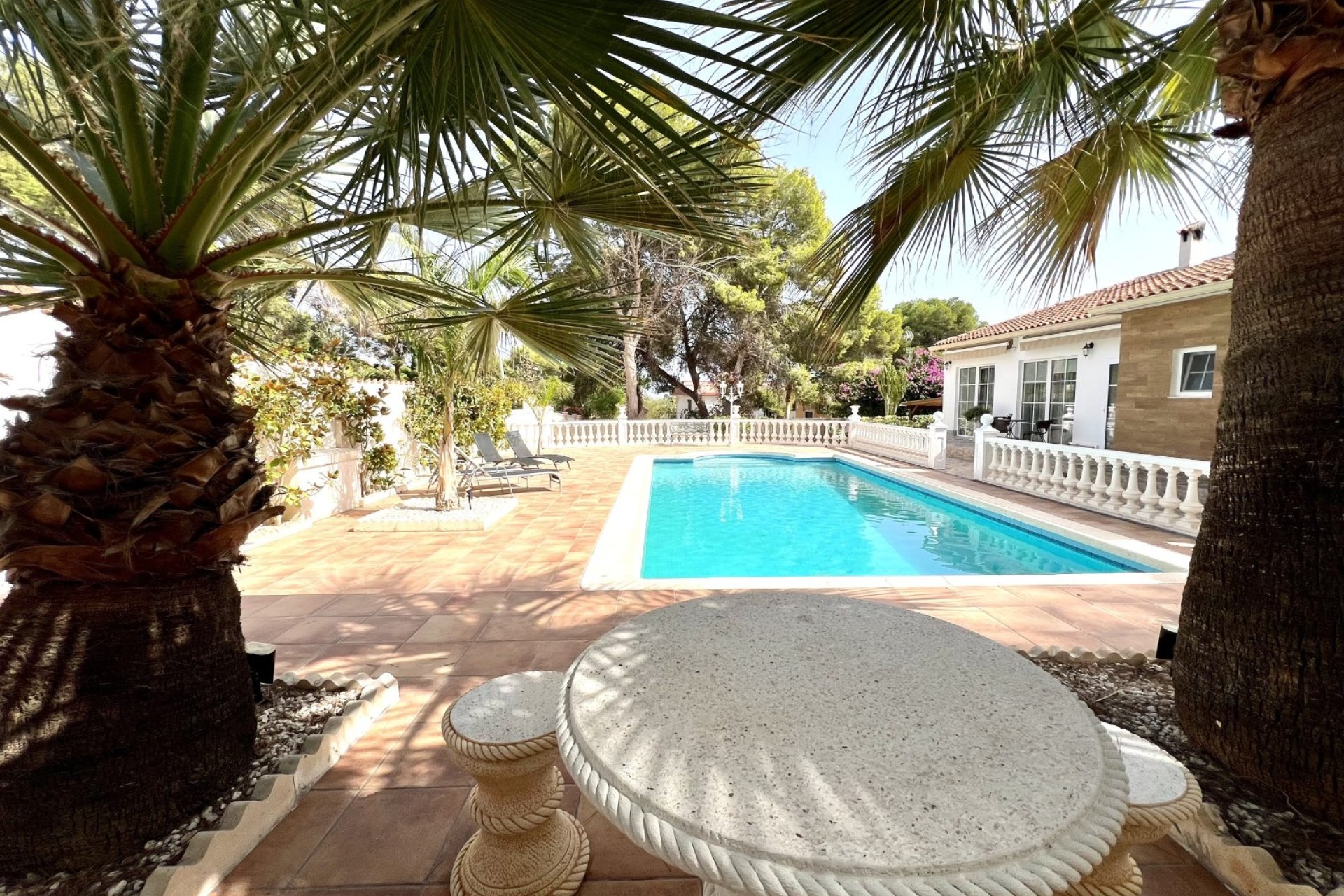 Resale - Villa -
Torrevieja - Los Balcones