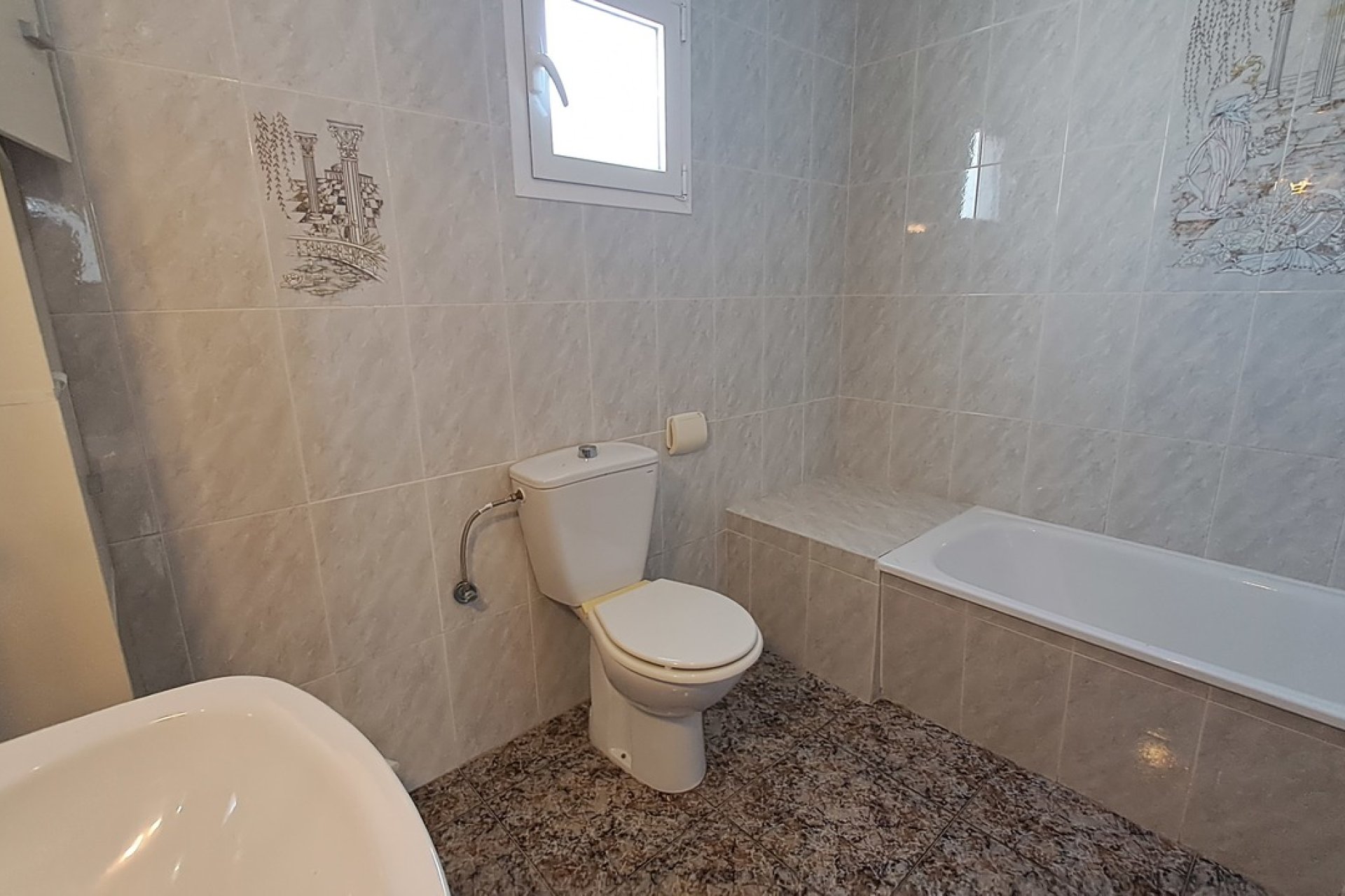 Resale - Villa -
Villamartín - Villamartin