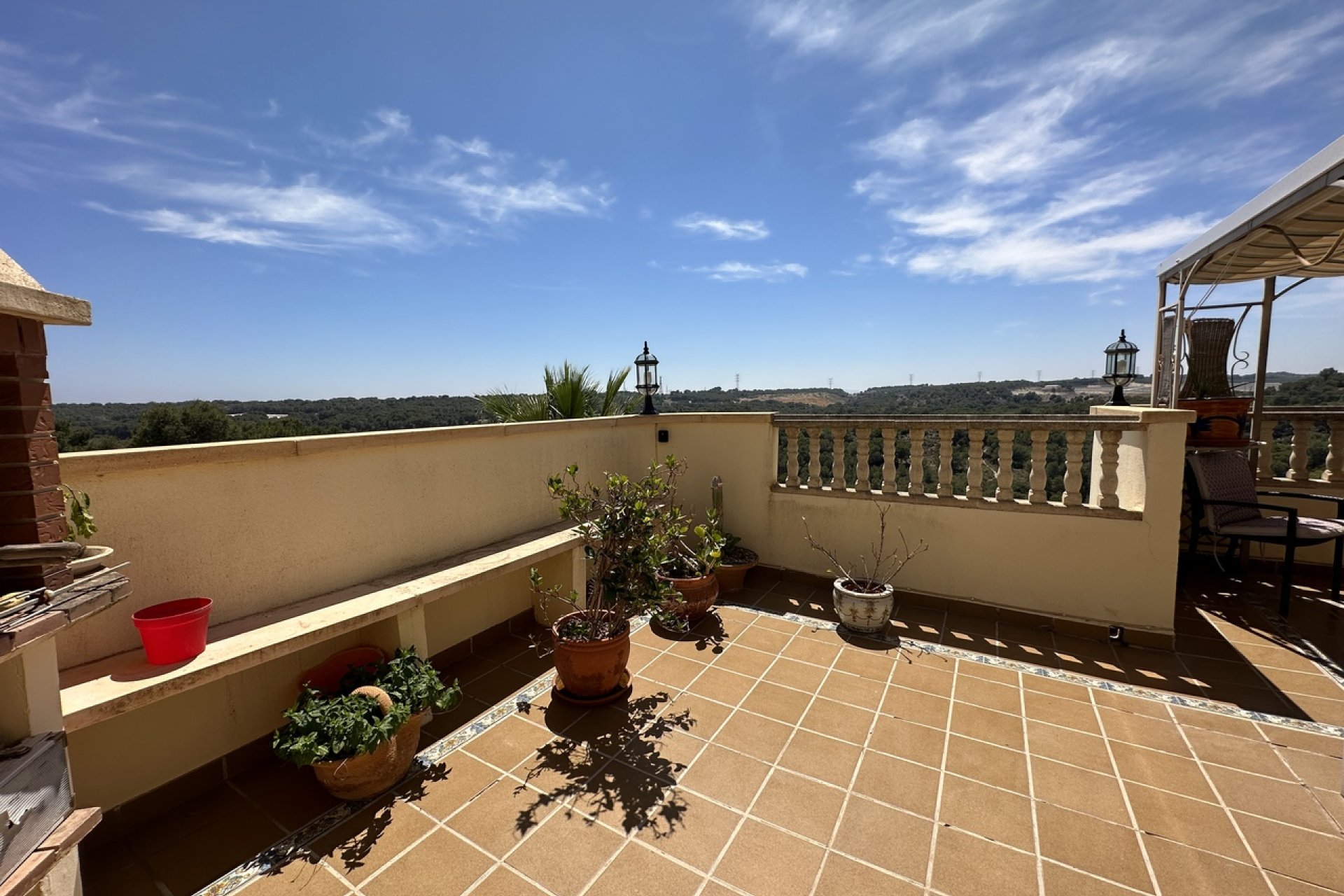 Resale - Villa -
Villamartín - Villamartin