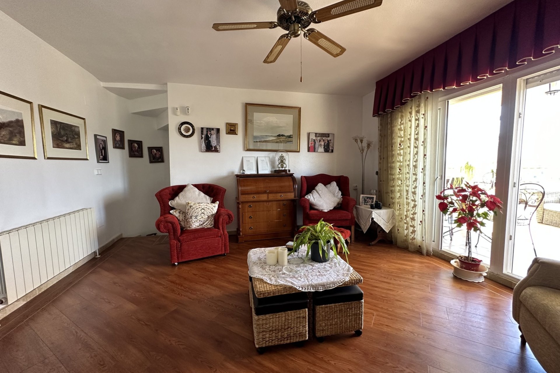 Resale - Villa -
Villamartín - Villamartin