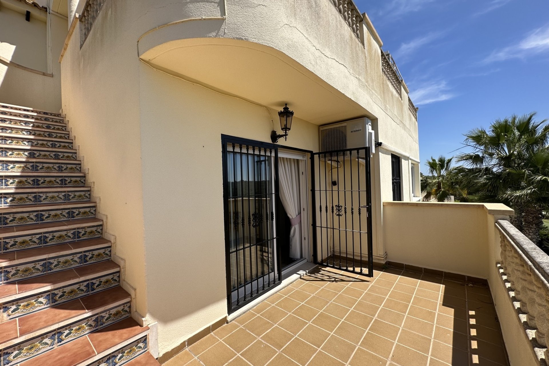 Resale - Villa -
Villamartín - Villamartin