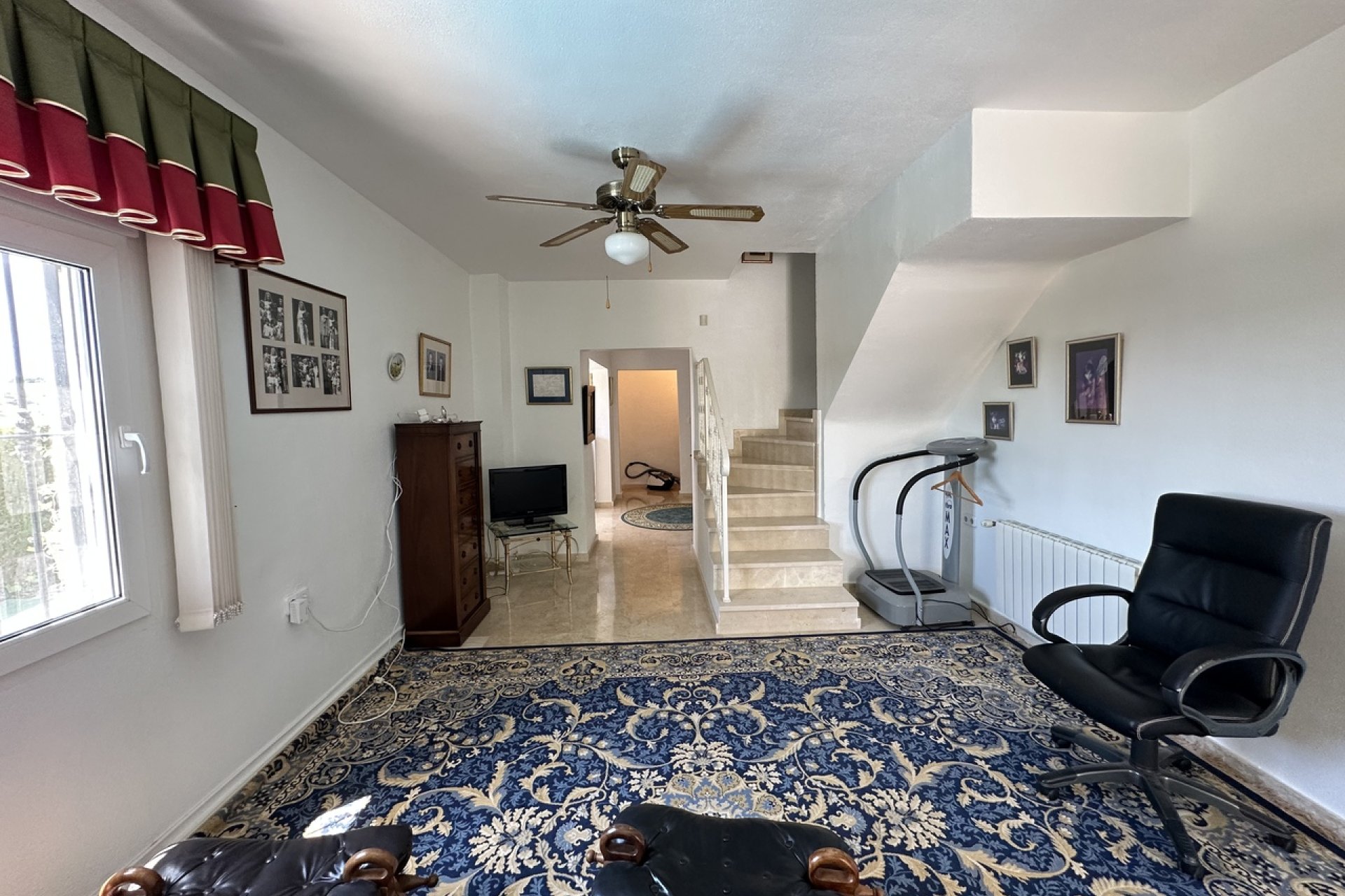 Resale - Villa -
Villamartín - Villamartin