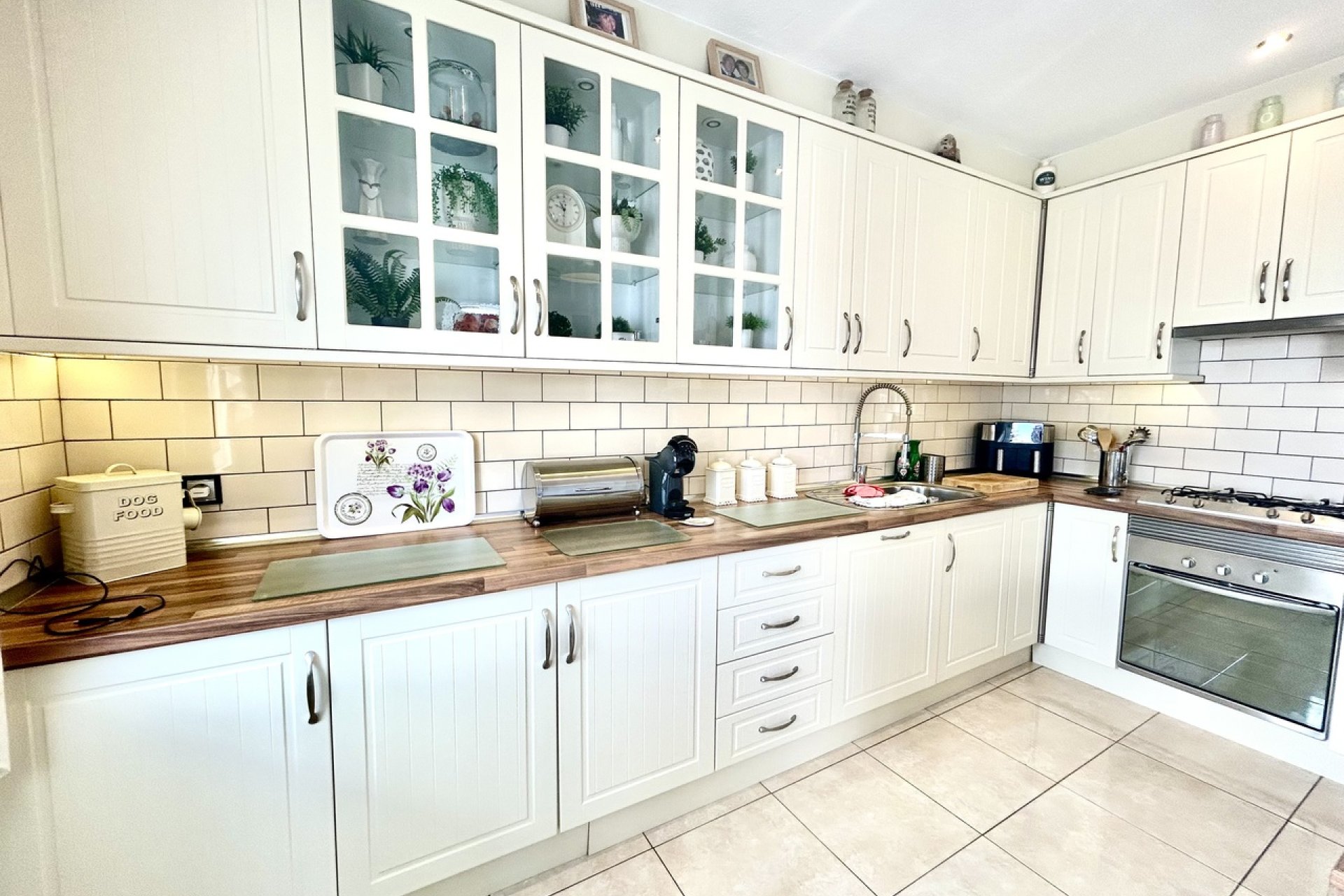 Resale - Villa -
Villamartín - Villamartin