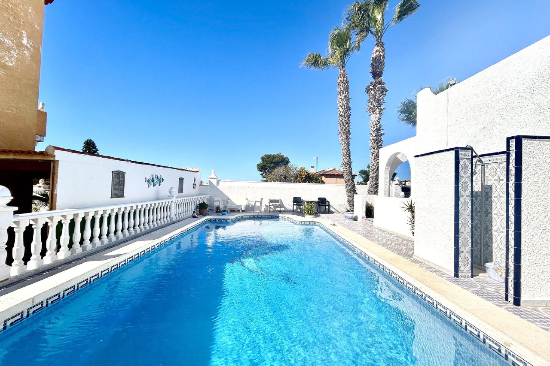 Resale - Villa -
Villamartín - Villamartin