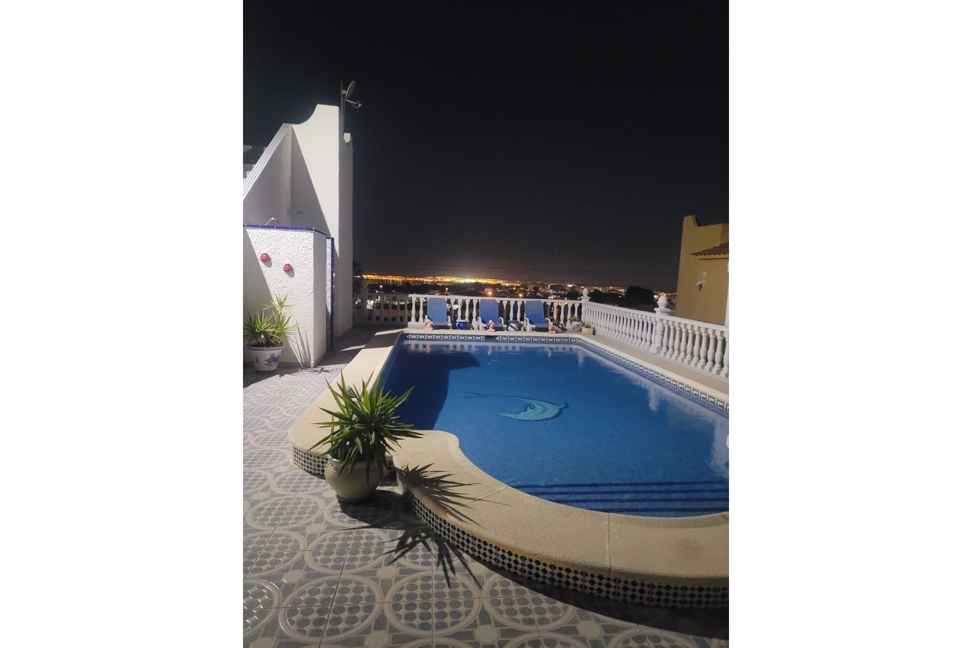 Resale - Villa -
Villamartín - Villamartin