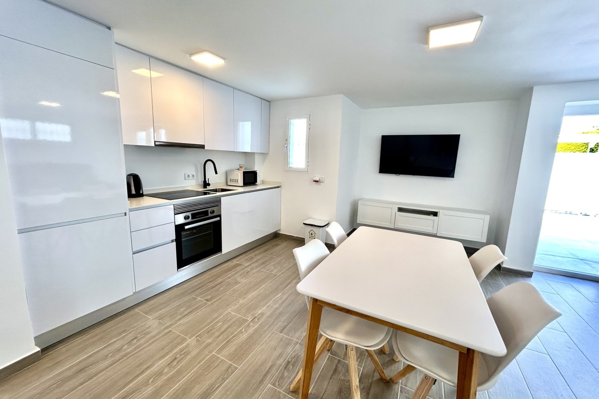 Resale - Villa -
Villamartín - Villamartin