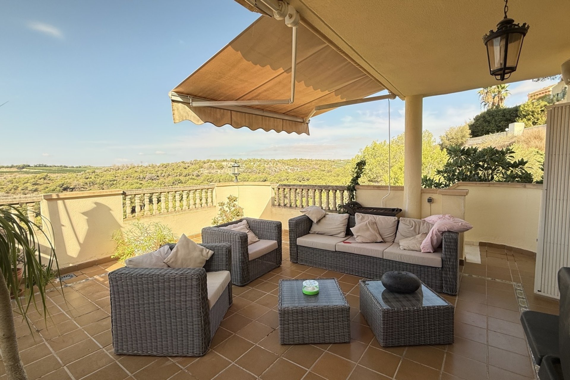 Resale - Villa -
Villamartín - Villamartin