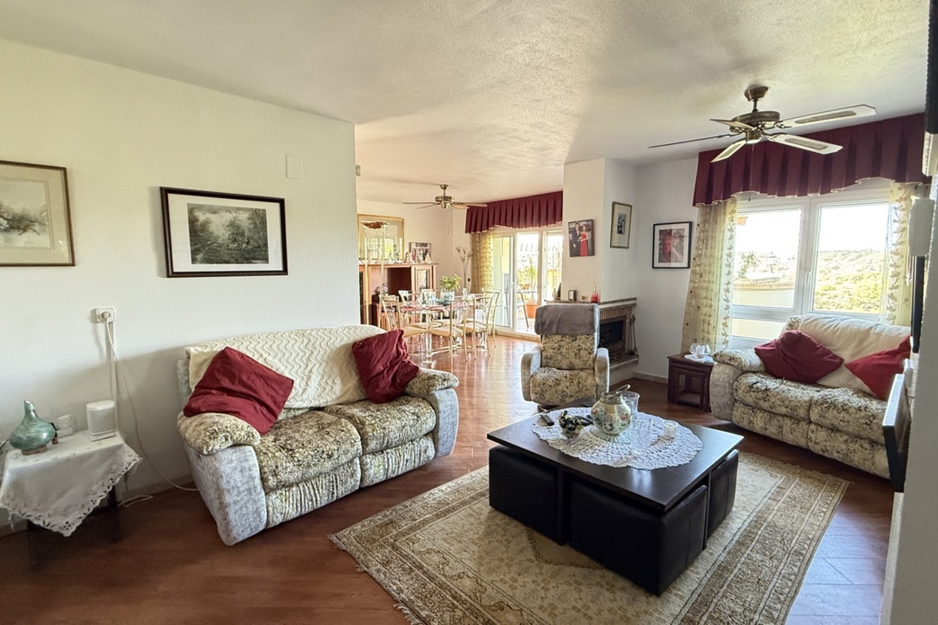 Resale - Villa -
Villamartín - Villamartin