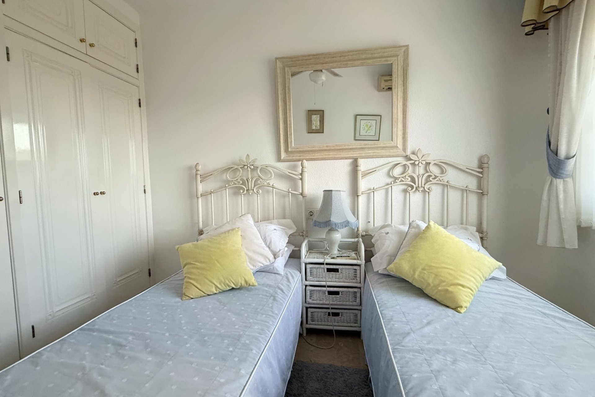 Resale - Villa -
Villamartín - Villamartin