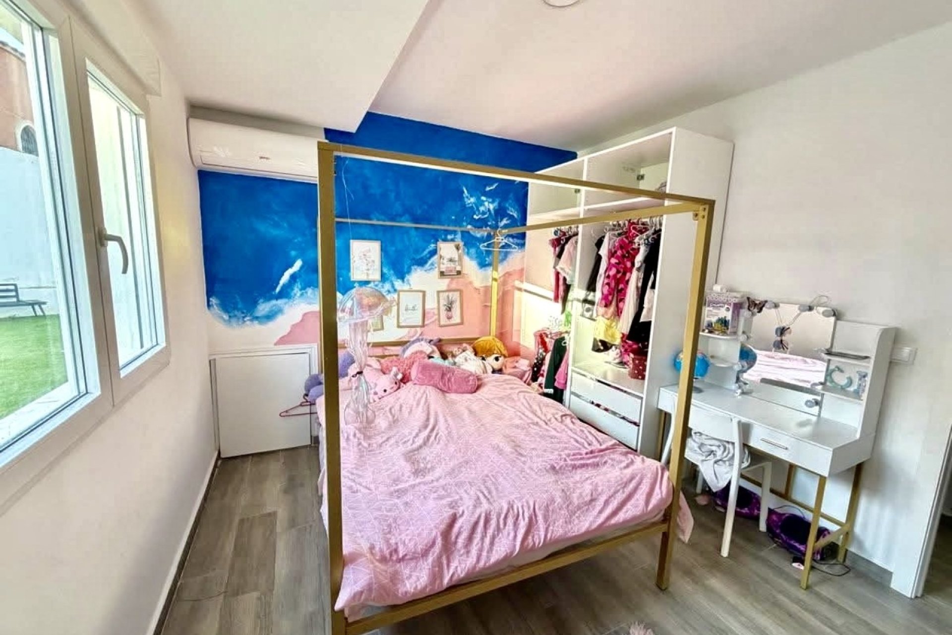 Resale - Villa -
Villamartín - Villamartin