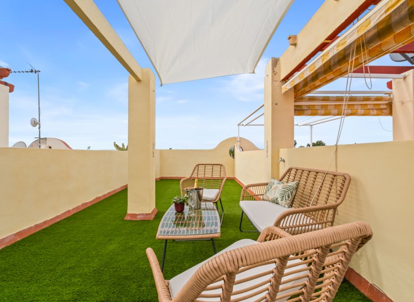 Reventa - Adosado -
La Florida