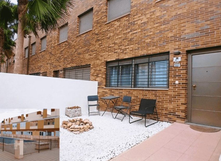 Reventa - Adosado -
Los Alcazares - Las Lomas de Rame - Bahía Bella