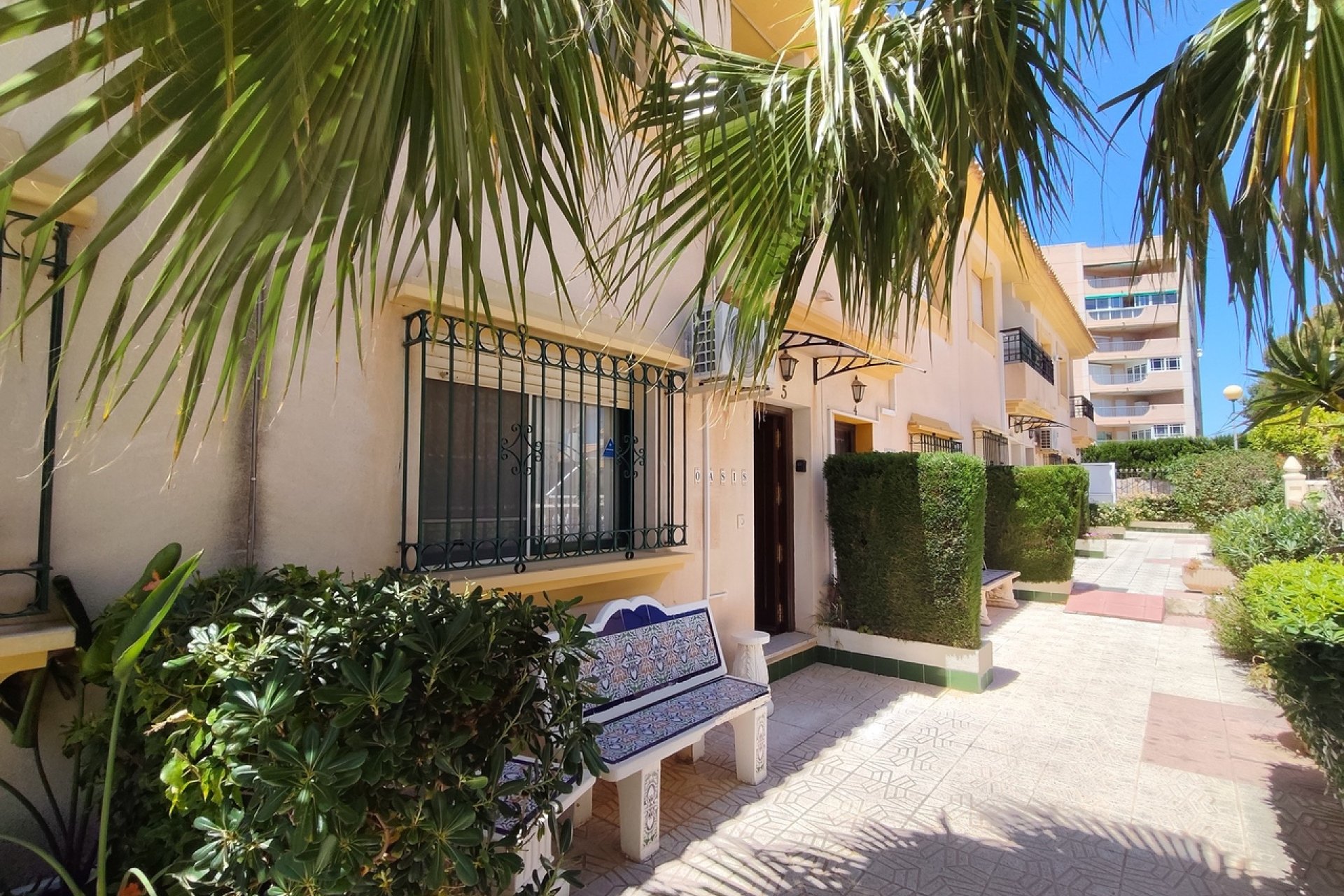 Reventa - Adosado -
Orihuela Costa - La Zenia
