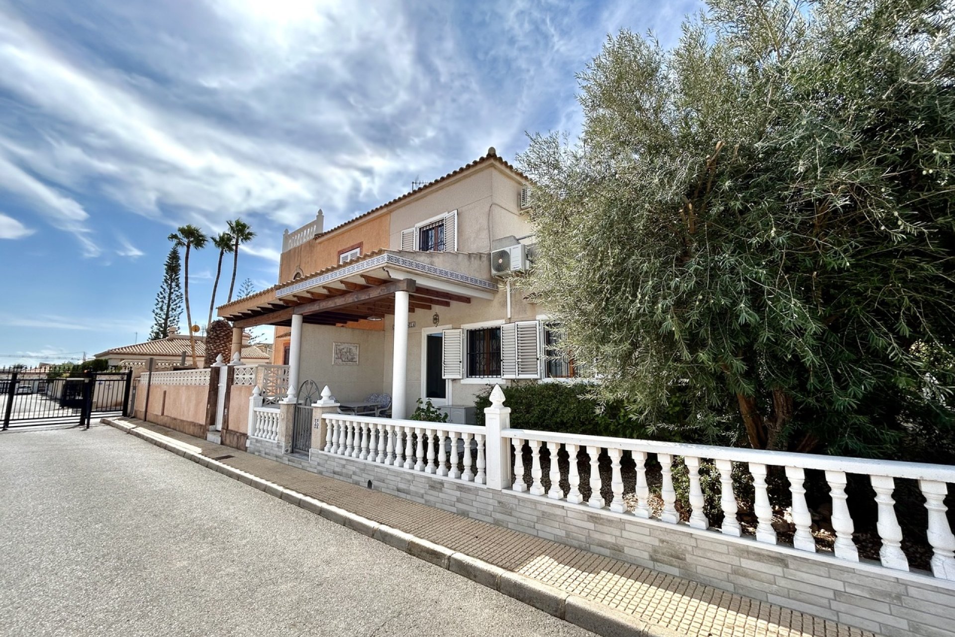 Reventa - Adosado -
Orihuela Costa - Playa Flamenca