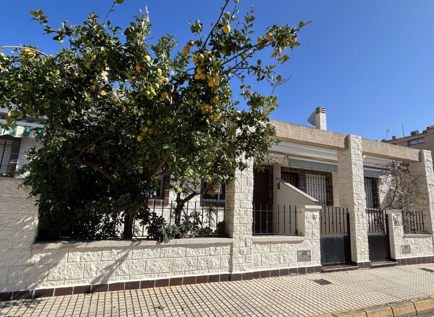 Reventa - Adosado -
Torre de la Horadada