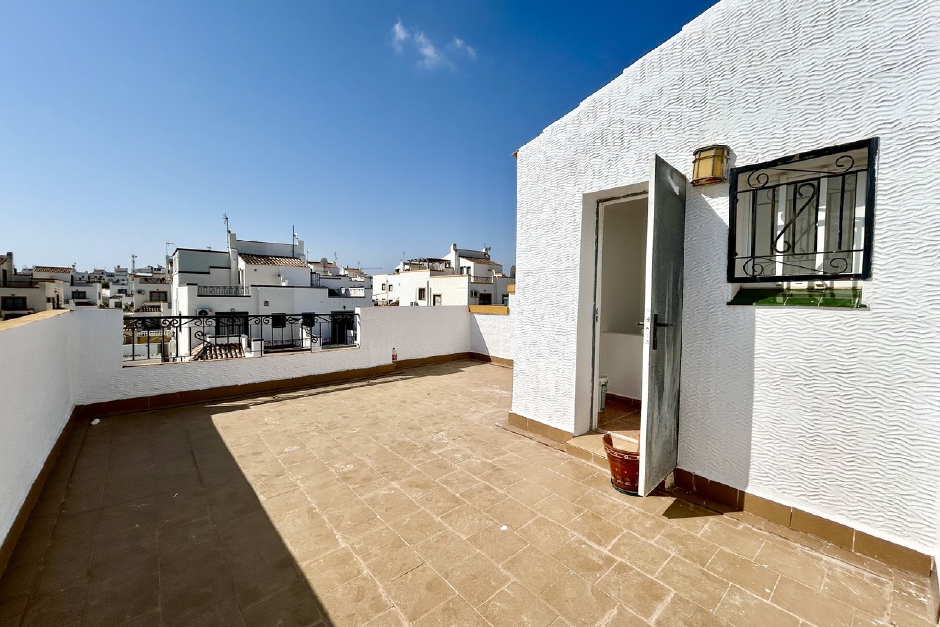 Reventa - Adosado -
Torrevieja - Los Altos