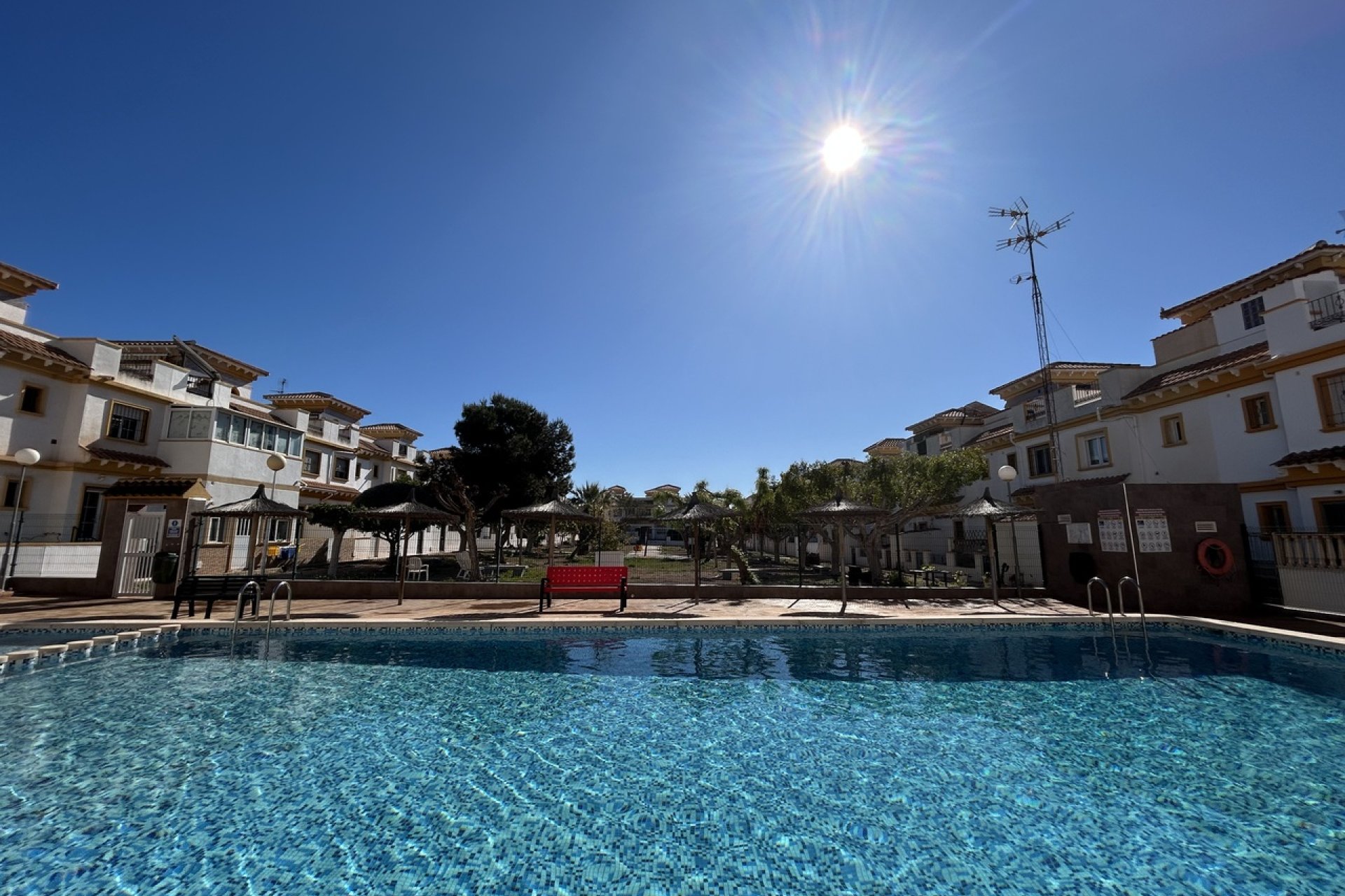 Reventa - Adosado -
Torrevieja