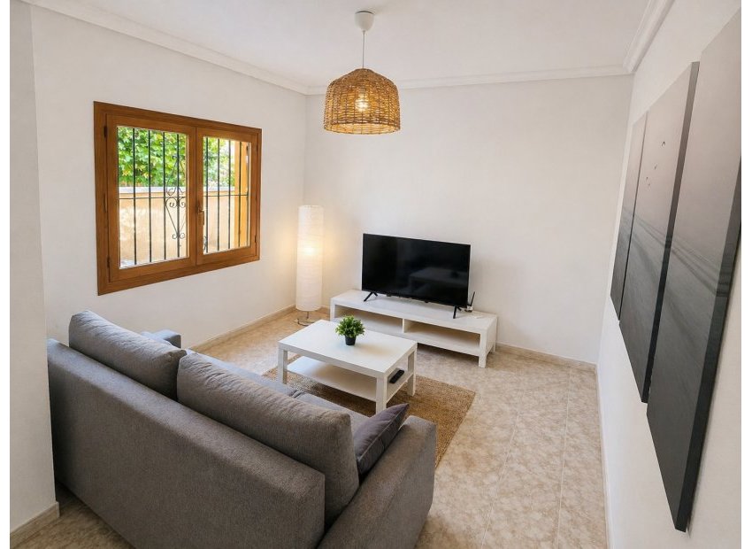 Reventa - Apartamento -
Orihuela Costa - Playa Flamenca