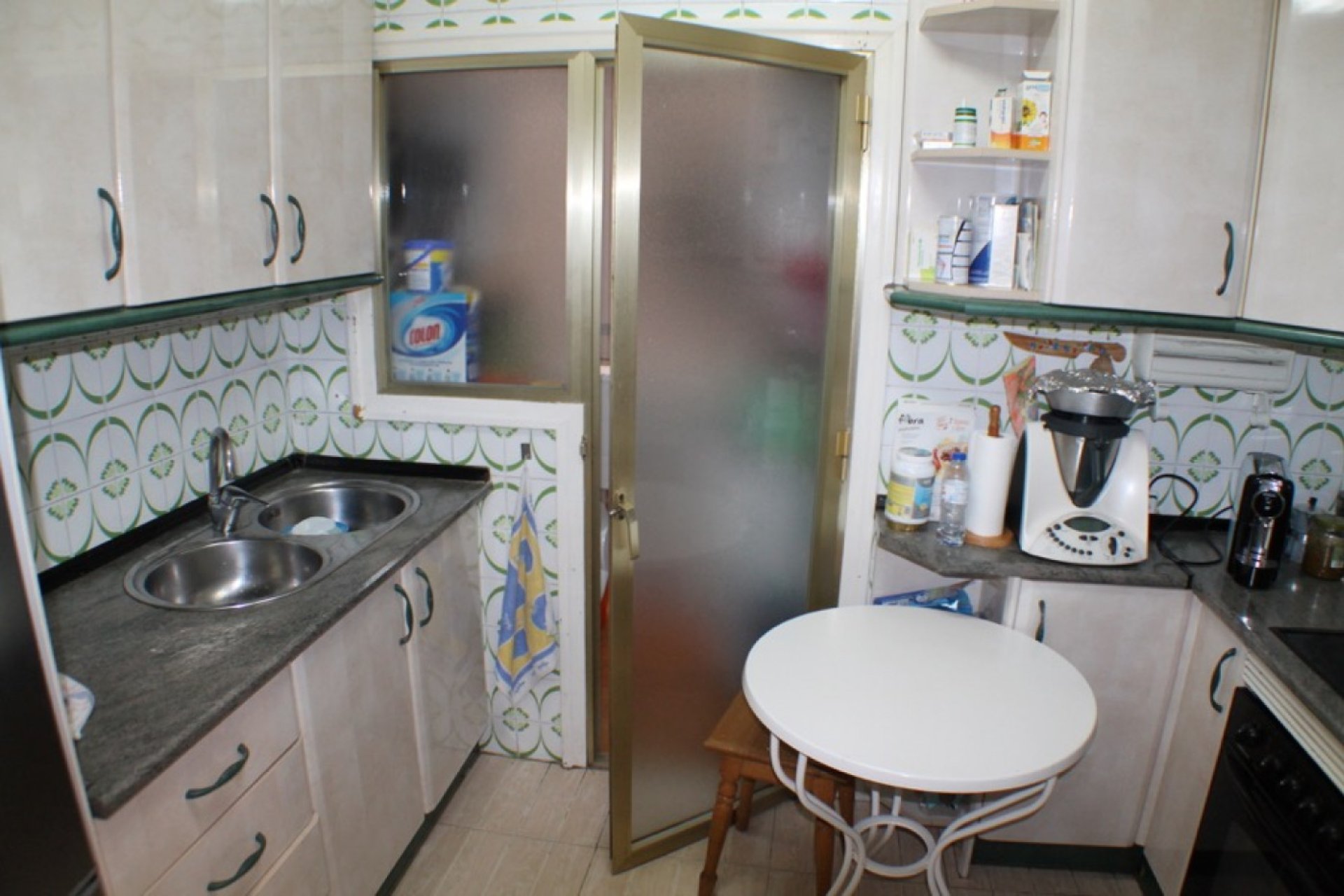 Reventa - Apartamento / piso -
Benidorm - Colonia Madrid