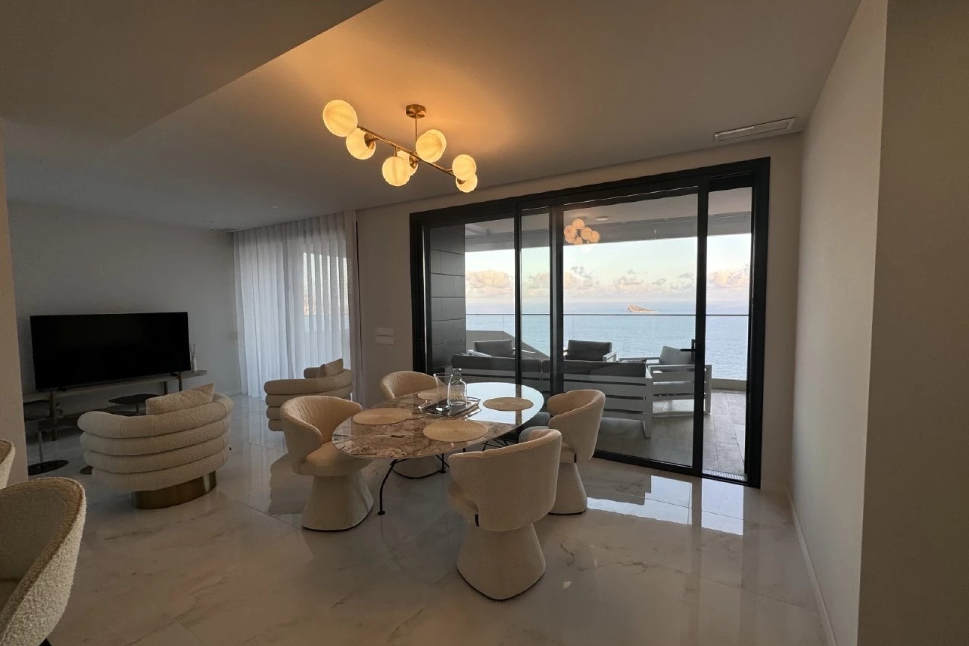 Reventa - Apartamento / piso -
Benidorm - Zona de Poniente