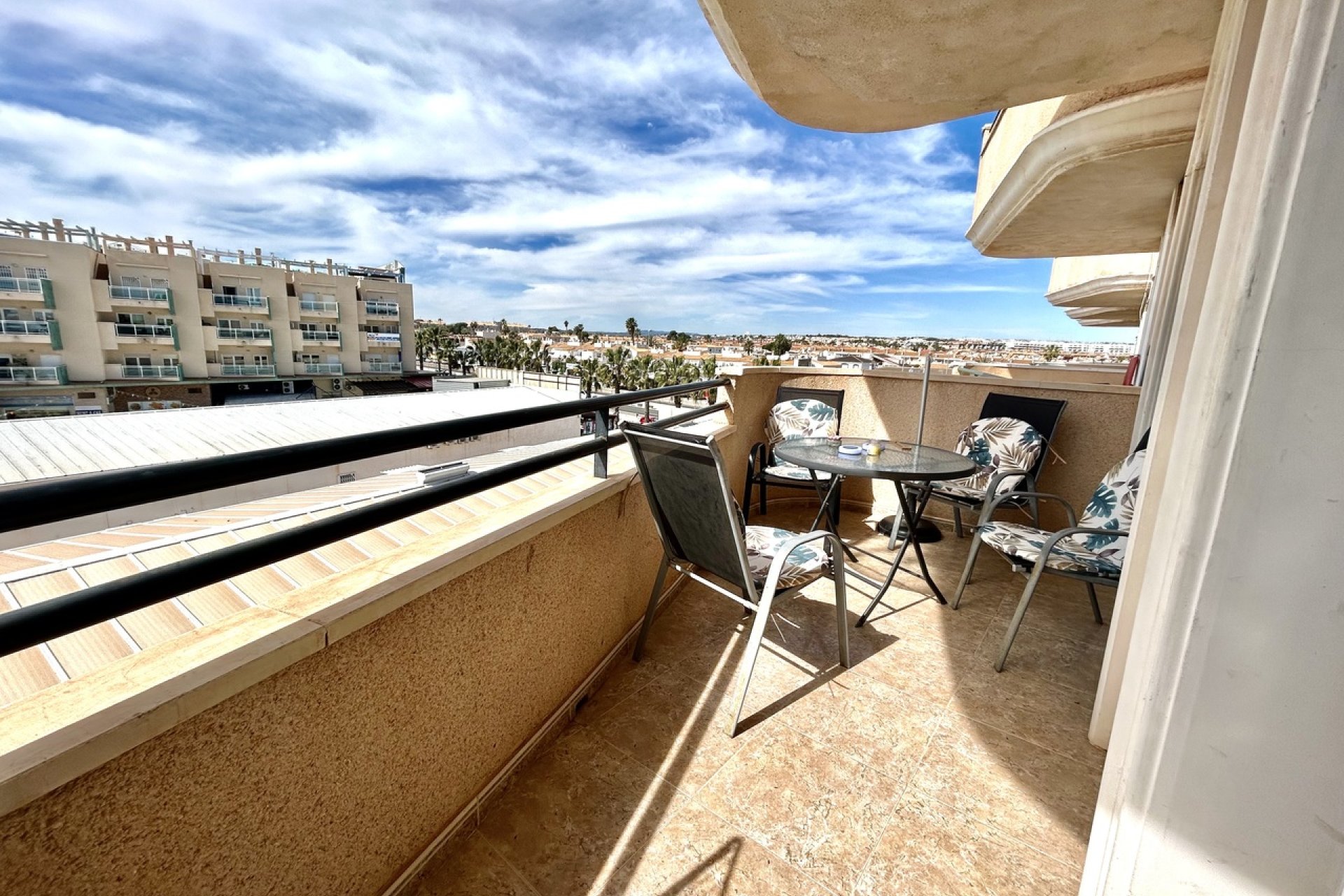 Reventa - Apartamento / piso -
Cabo Roig