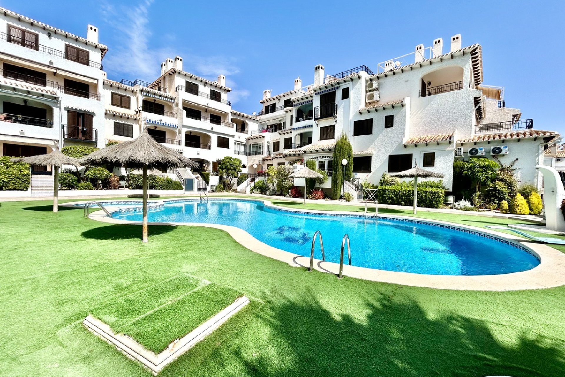 Reventa - Apartamento / piso -
Cabo Roig