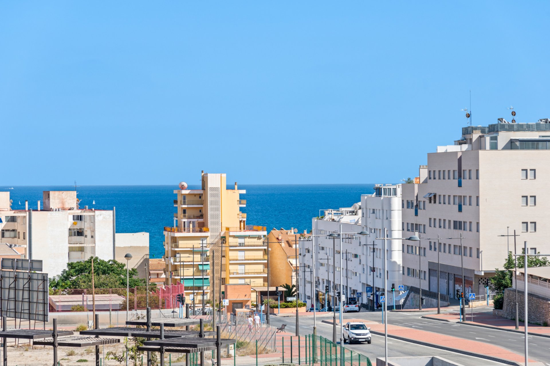 Reventa - Apartamento / piso -
El Campello - El Amerador