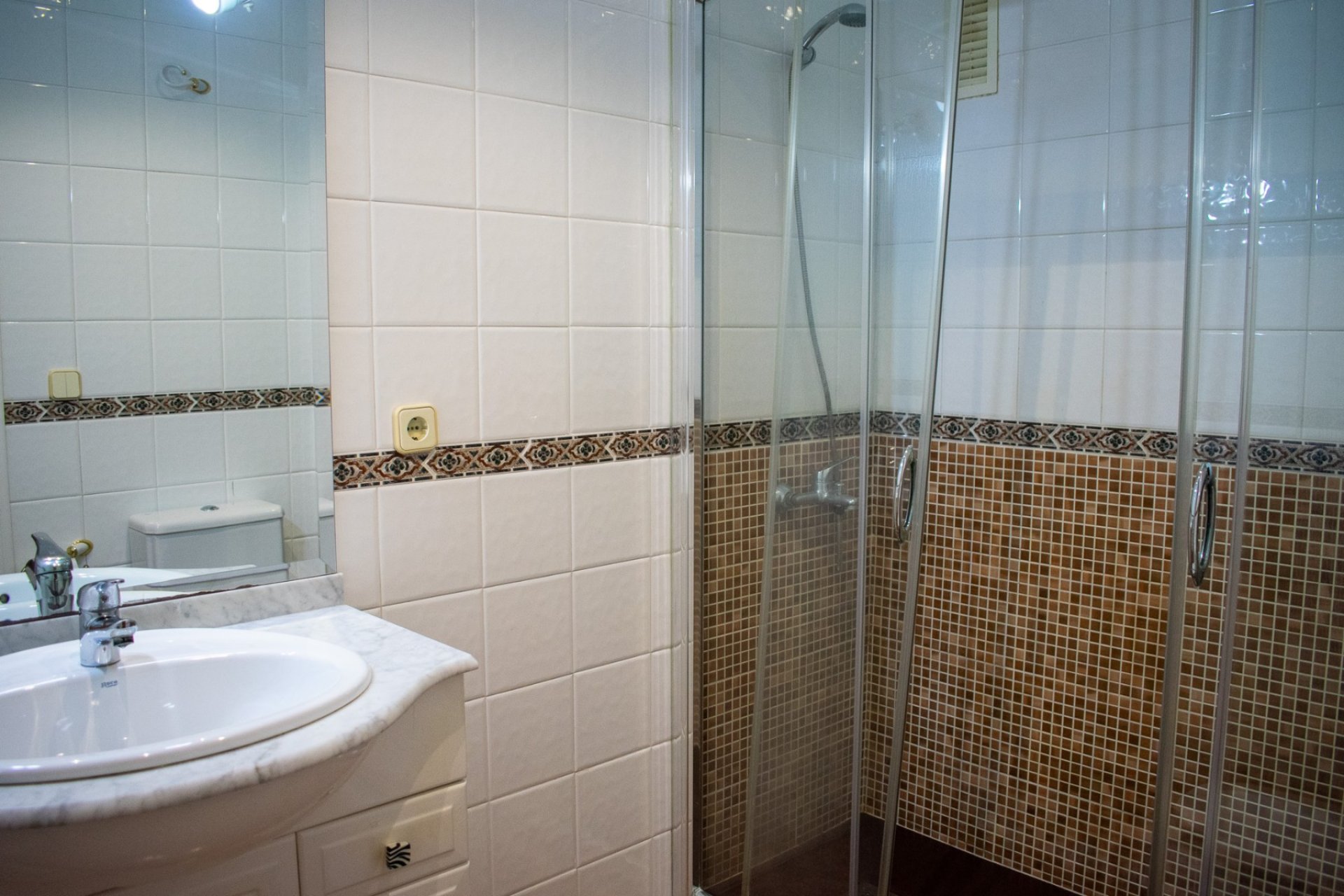 Reventa - Apartamento / piso -
Guardamar del Segura - Center