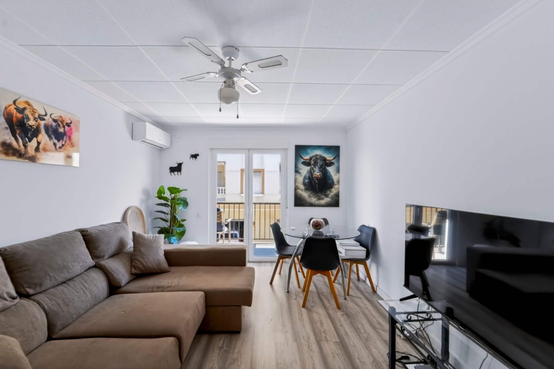 Reventa - Apartamento / piso -
Guardamar del Segura - Centro