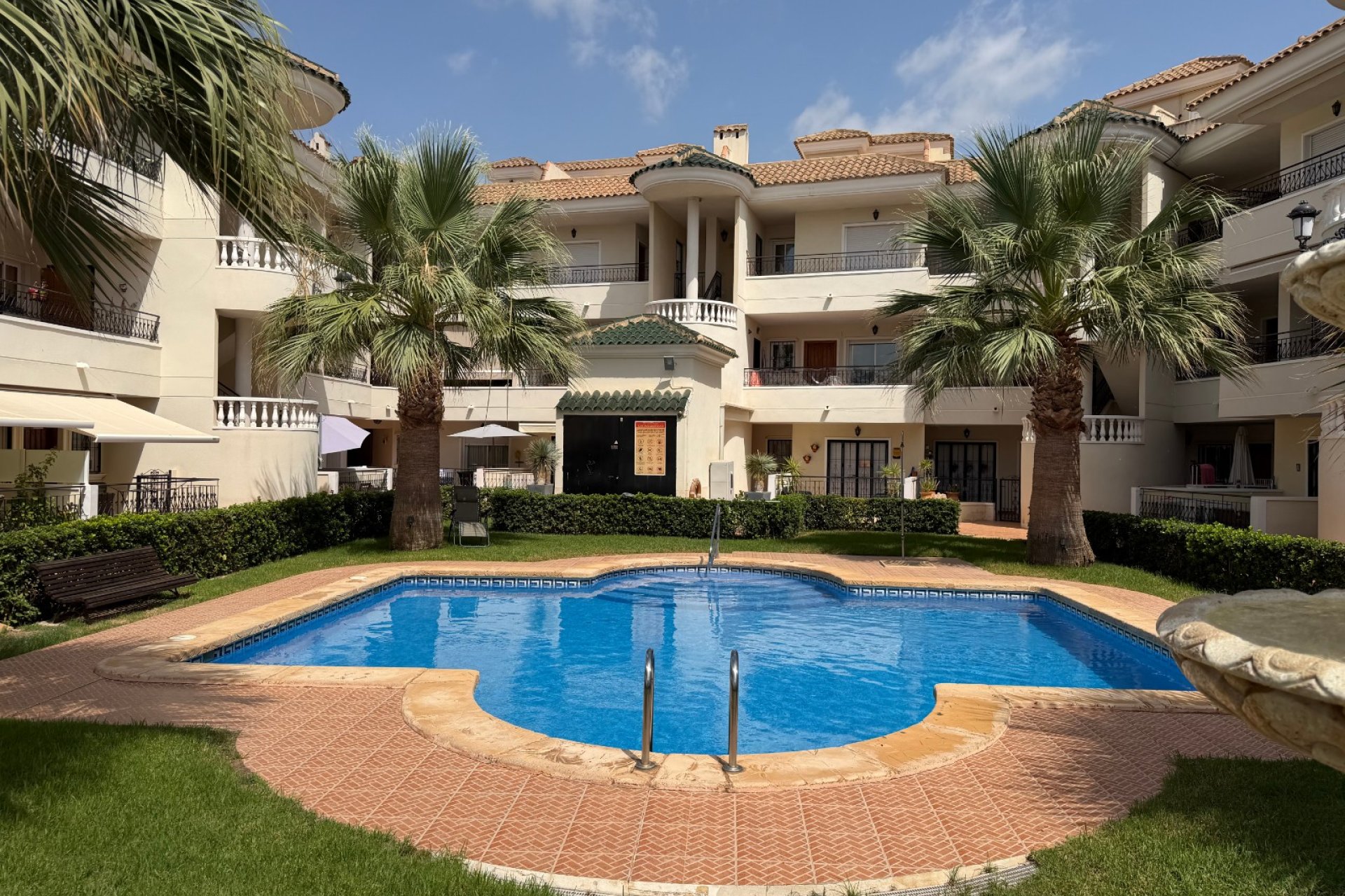 Reventa - Apartamento / piso -
Jacarilla