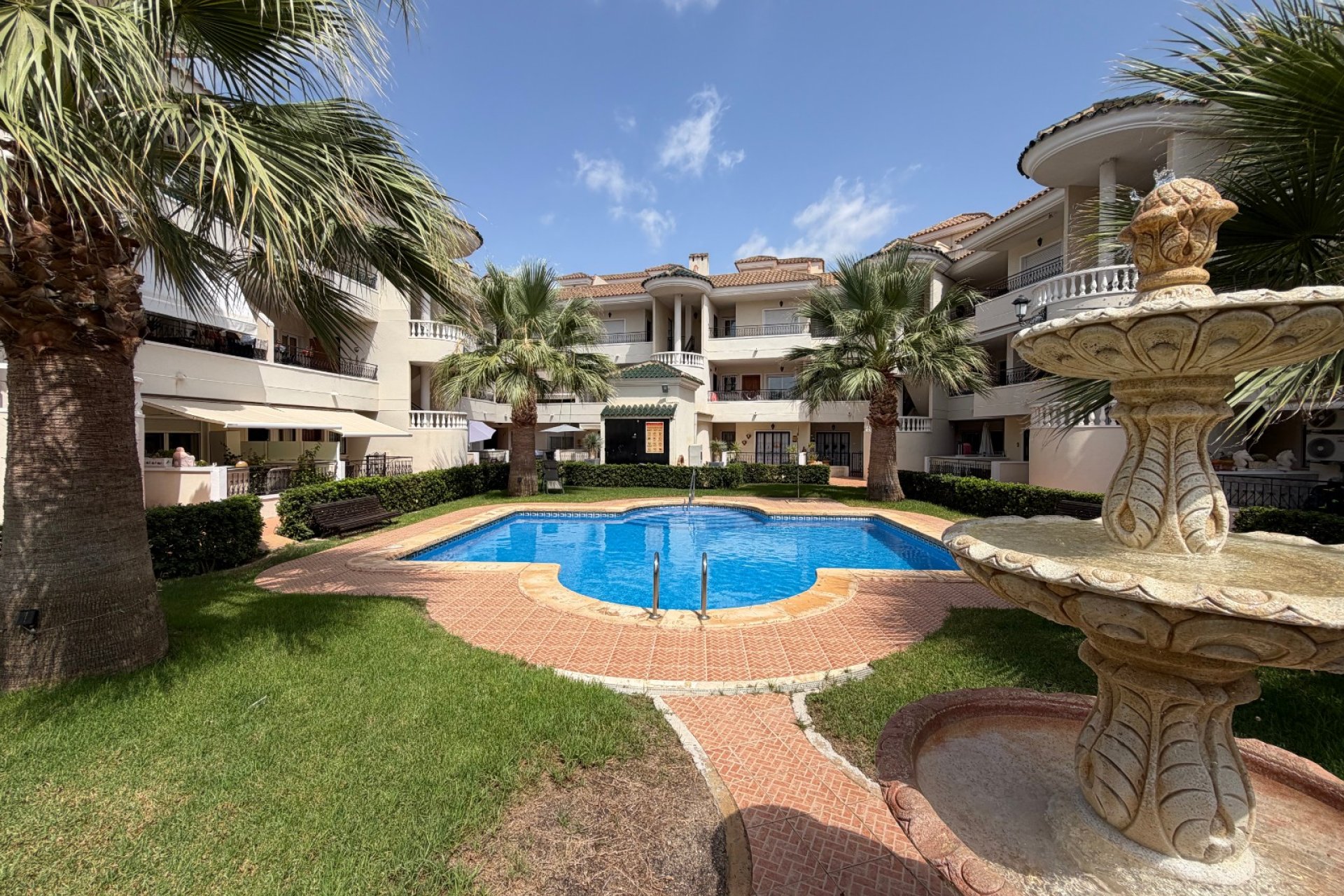 Reventa - Apartamento / piso -
Jacarilla