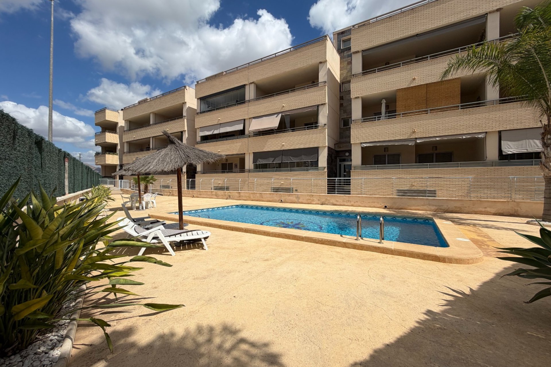 Reventa - Apartamento / piso -
Jacarilla