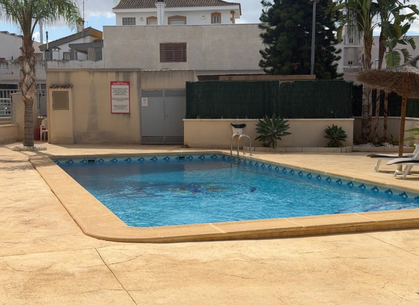 Reventa - Apartamento / piso -
Jacarilla