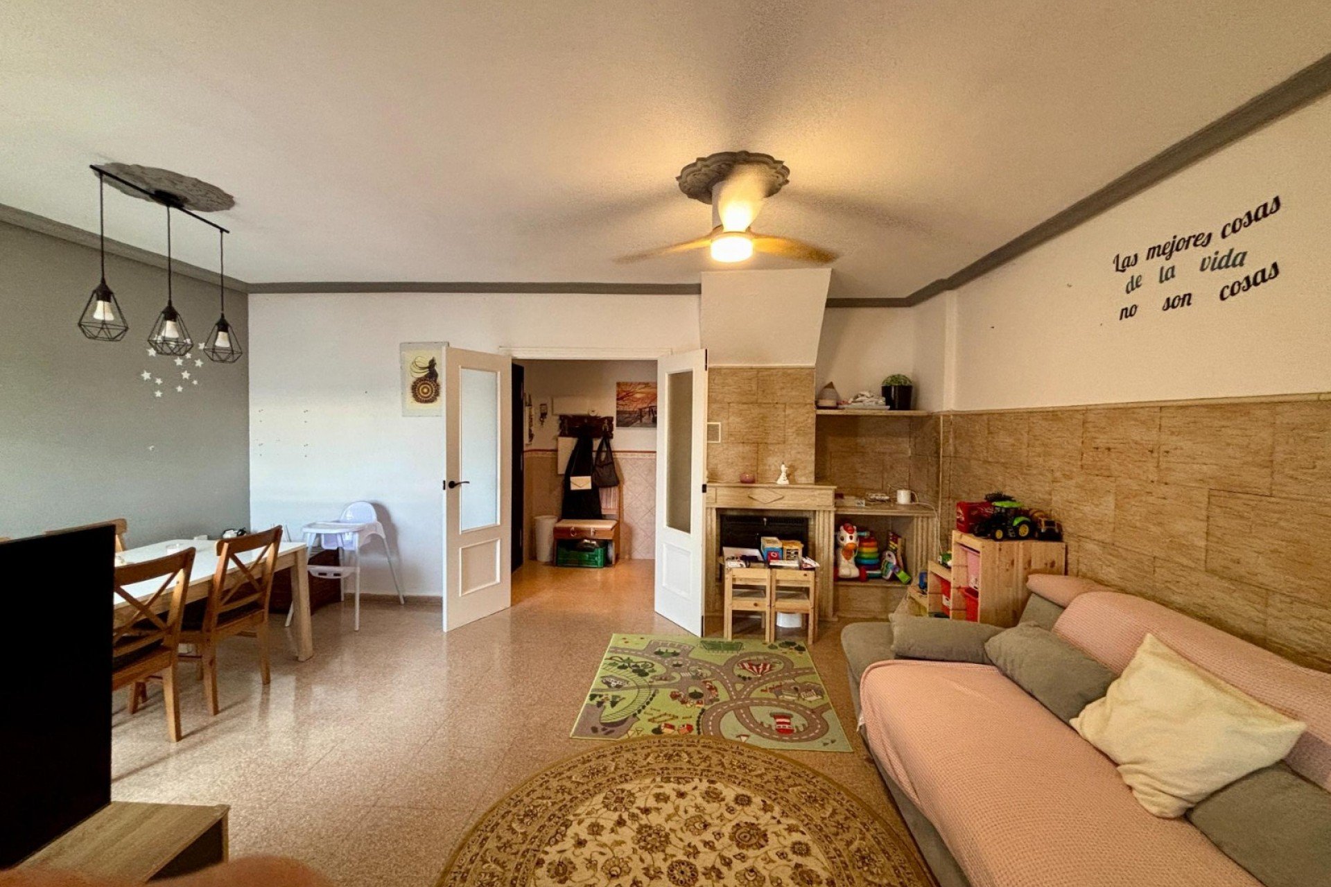 Reventa - Apartamento / piso -
Los Montesinos