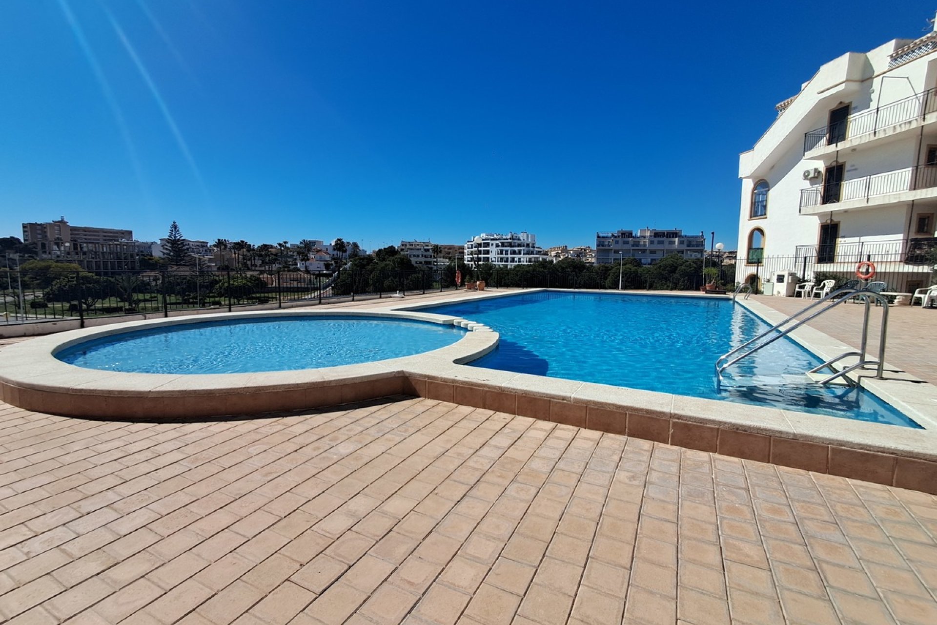 Reventa - Apartamento / piso -
Orihuela Costa - La Zenia