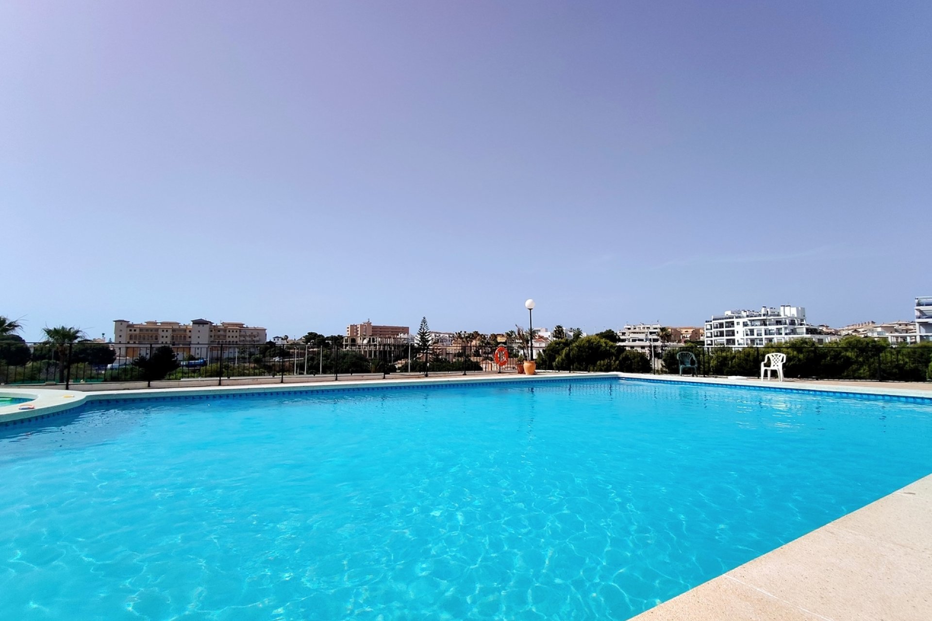 Reventa - Apartamento / piso -
Orihuela Costa - La Zenia