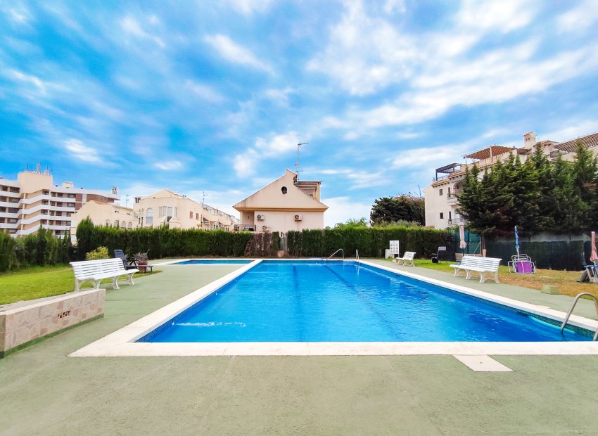 Reventa - Apartamento / piso -
Orihuela Costa - La Zenia
