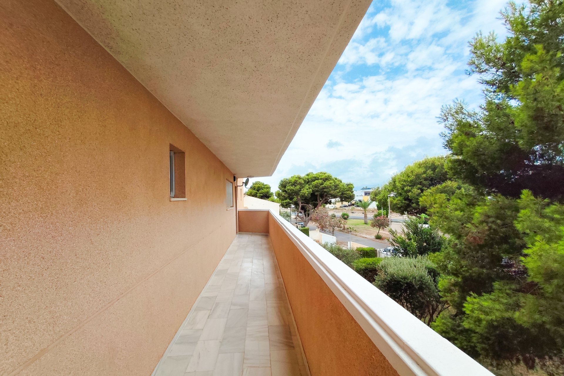 Reventa - Apartamento / piso -
Orihuela Costa - La Zenia