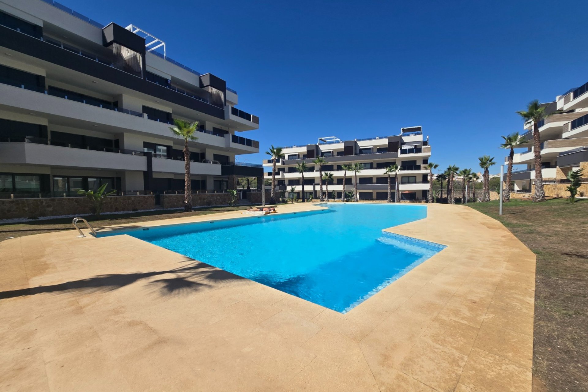 Reventa - Apartamento / piso -
Orihuela Costa - Los Altos *