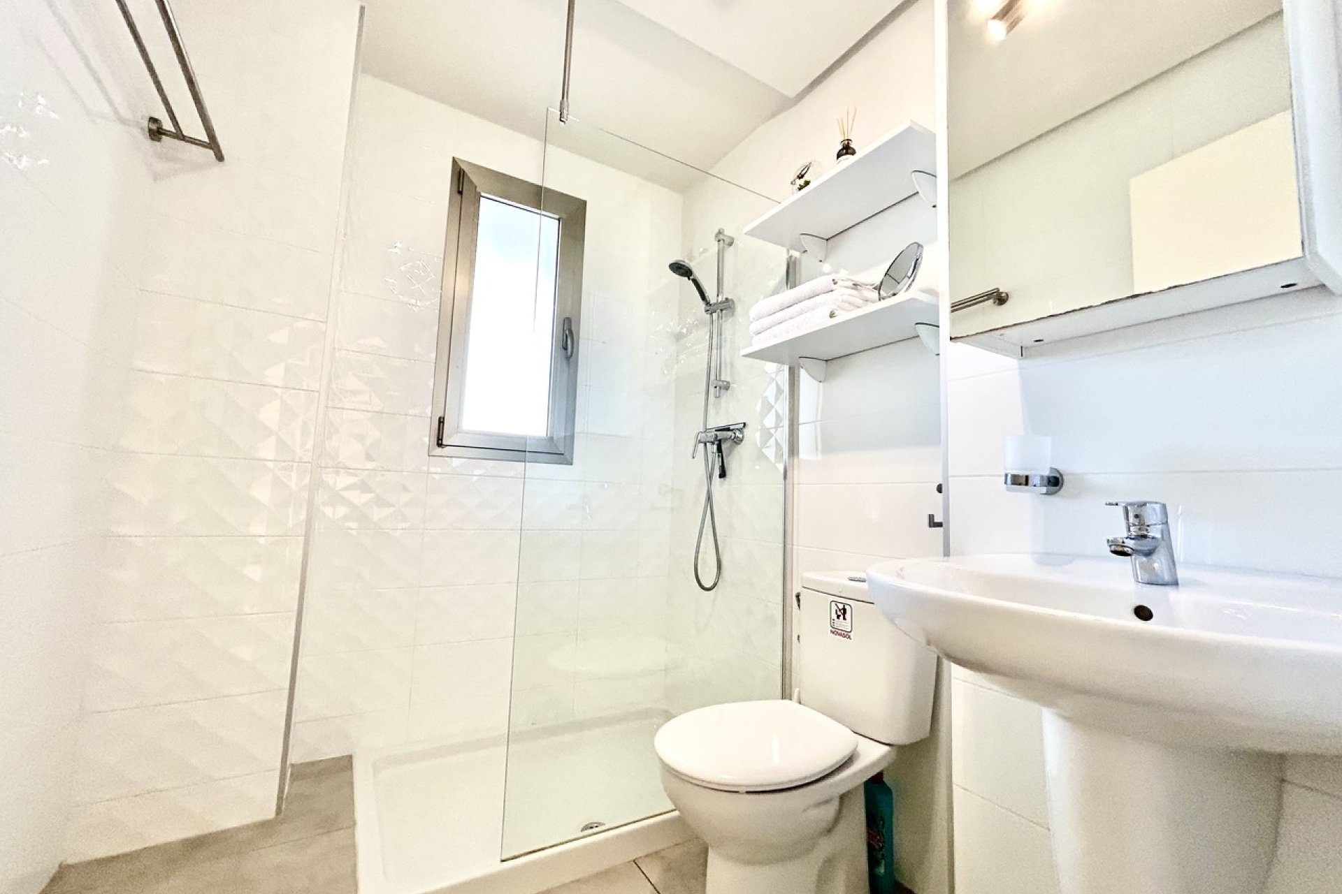 Reventa - Apartamento / piso -
Orihuela Costa - Los Dolses