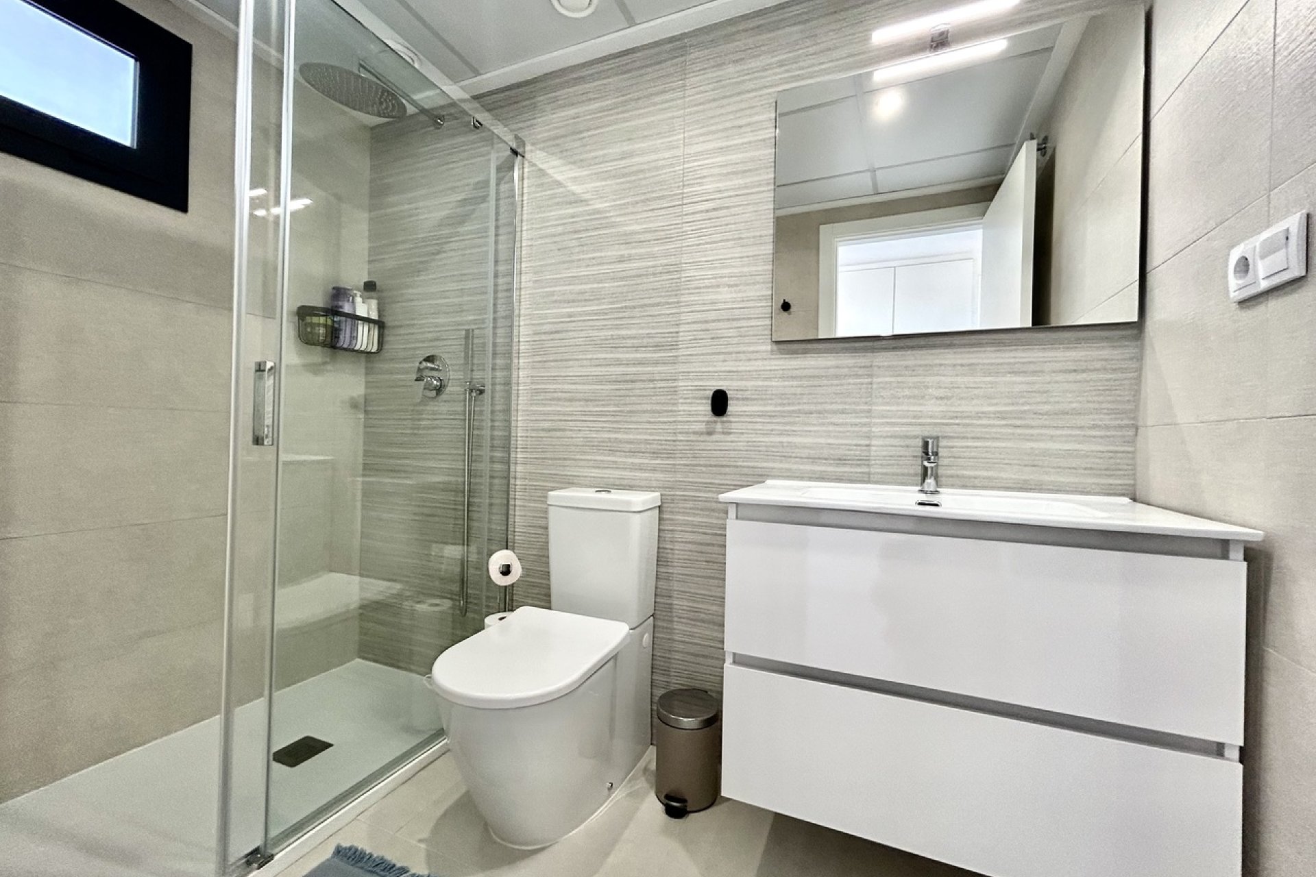 Reventa - Apartamento / piso -
Orihuela Costa - Los Dolses