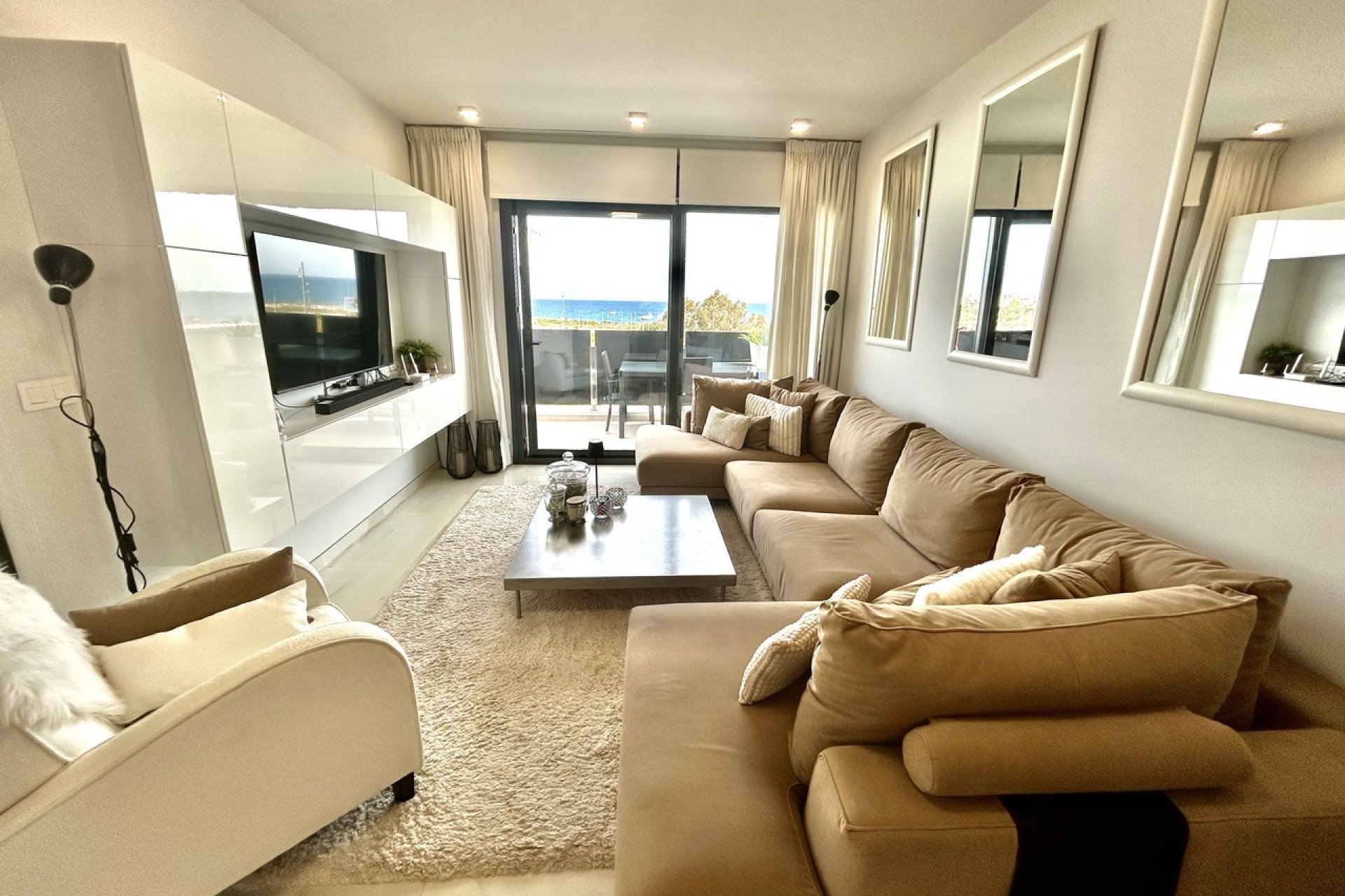 Reventa - Apartamento / piso -
Orihuela Costa - Playa Flamenca