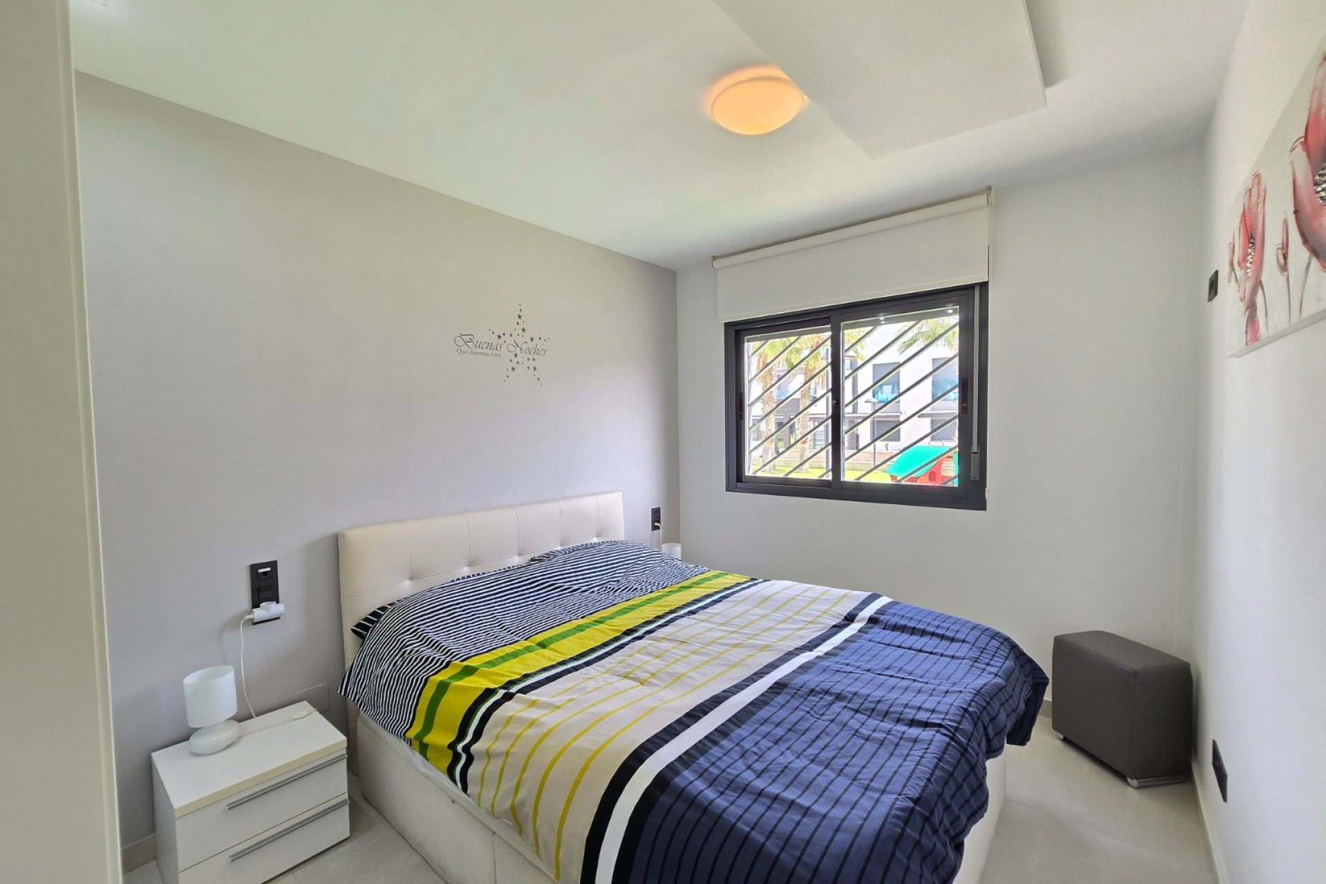 Reventa - Apartamento / piso -
Orihuela Costa * - Punta Prima *