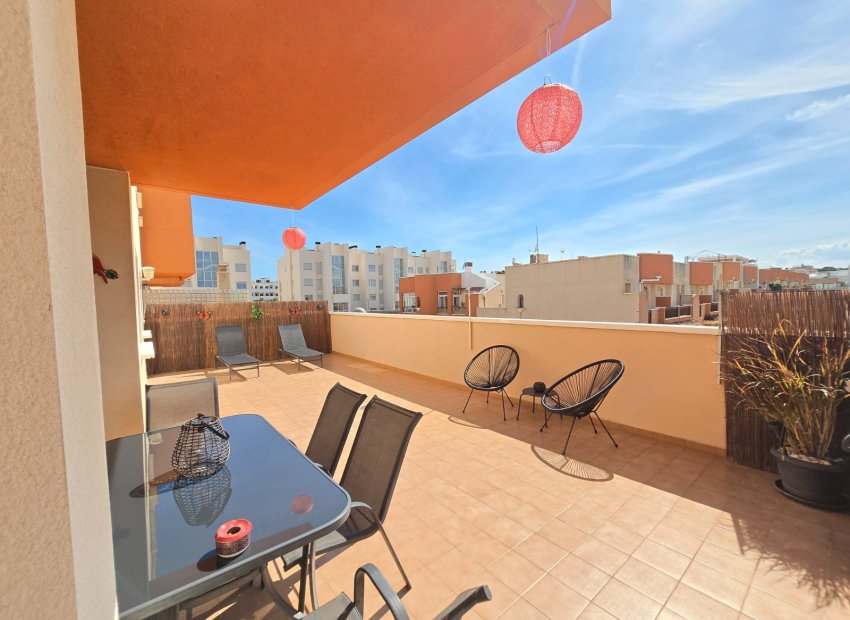 Reventa - Apartamento / piso -
Orihuela Costa - Villamartín *