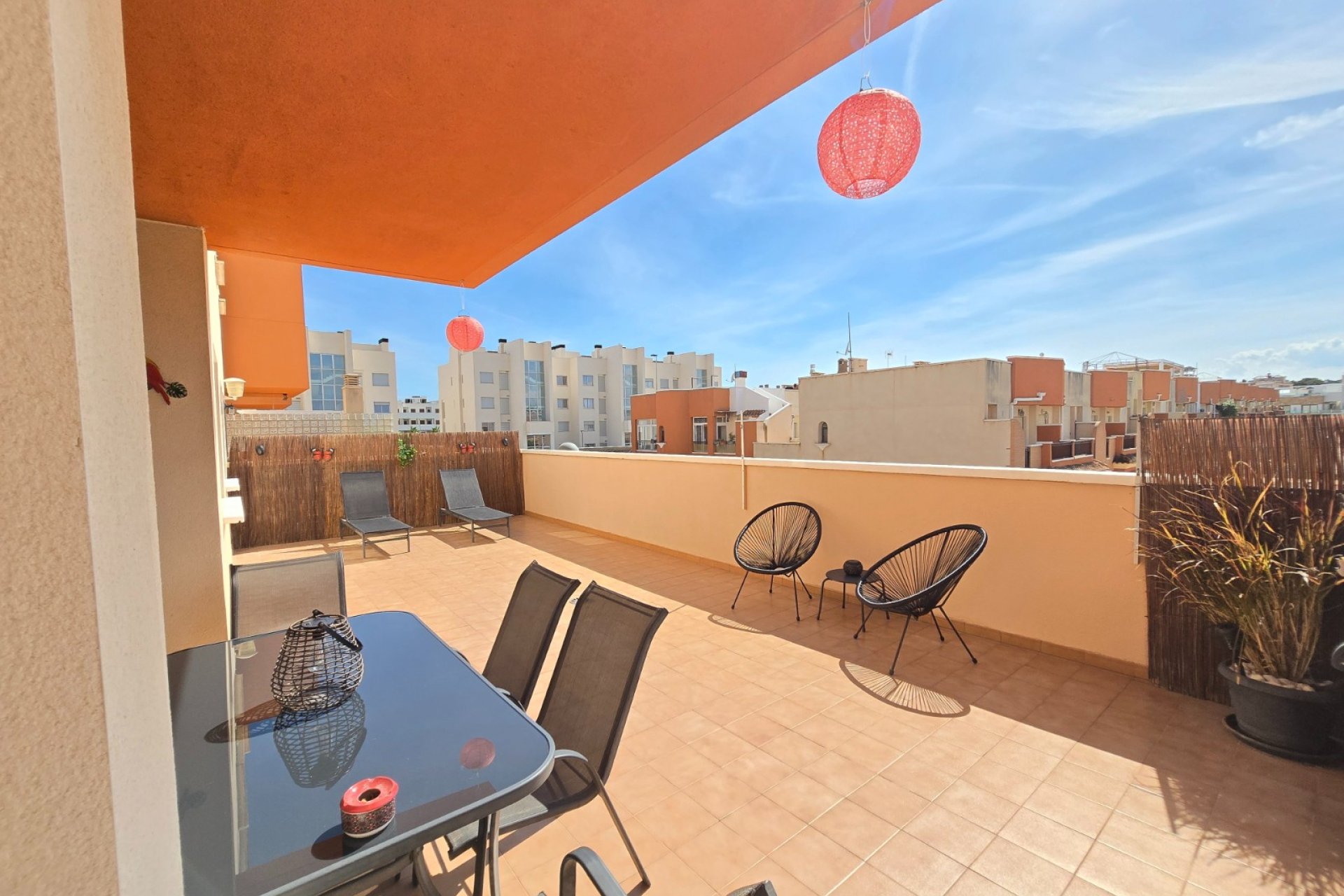 Reventa - Apartamento / piso -
Orihuela Costa - Villamartín *